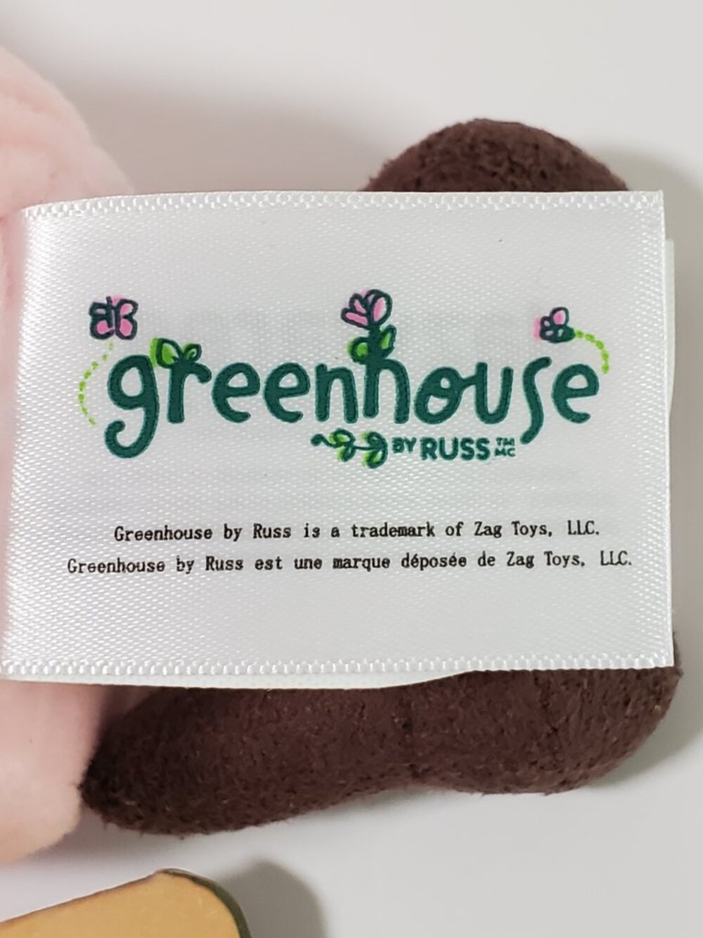 Greenhouse by Russ Plush Strawberry Plant 6" Potted Plant “Kaitlyn” NEW WITH TAG - Picture 3 of 6